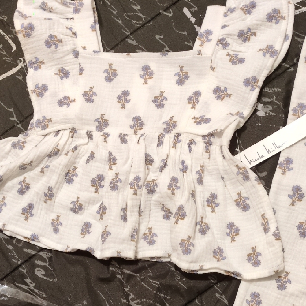 Nicole Miller 2 PC Chic White/Blue Floral Top/Pant Beach Set 5